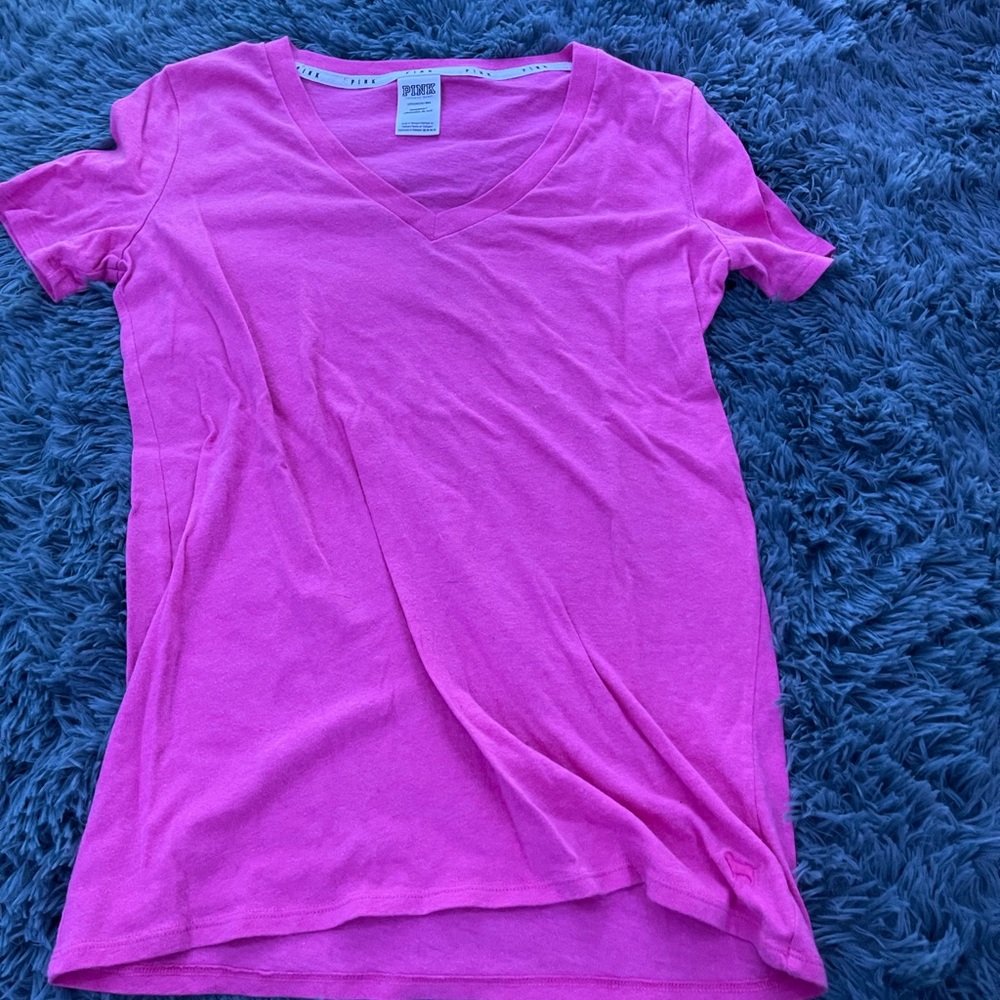 pink/victoria’s secret sleepwear shirt